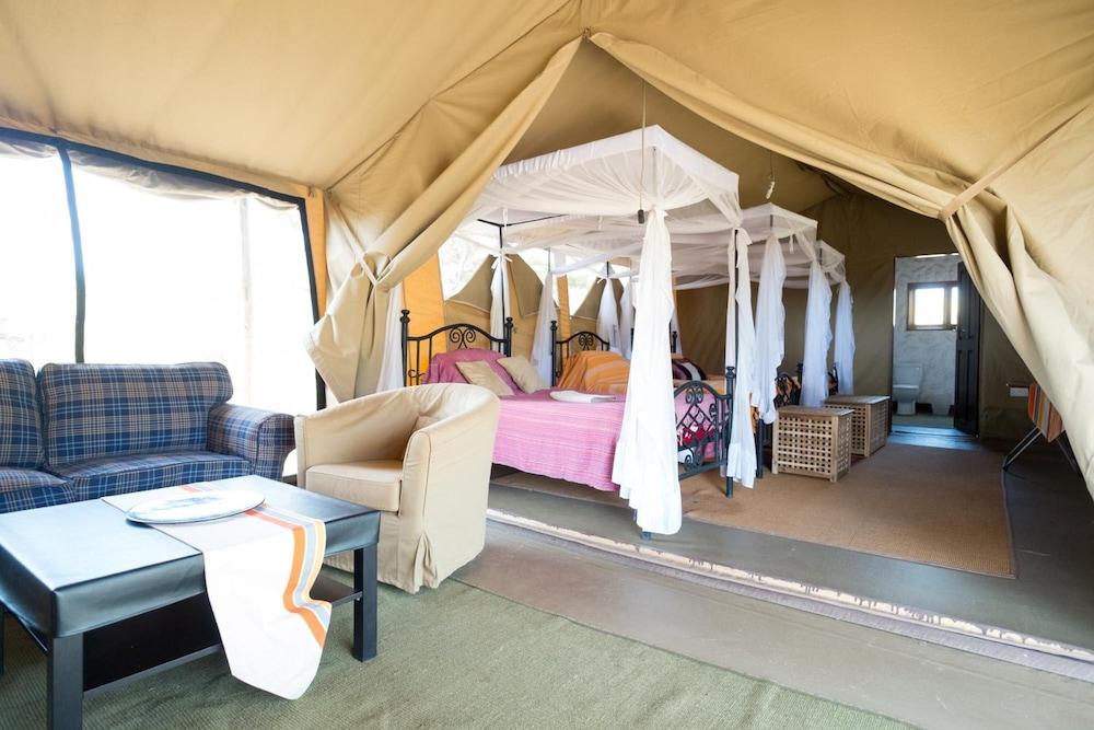 Serengeti Wildebeest Camp 호텔 외부 사진